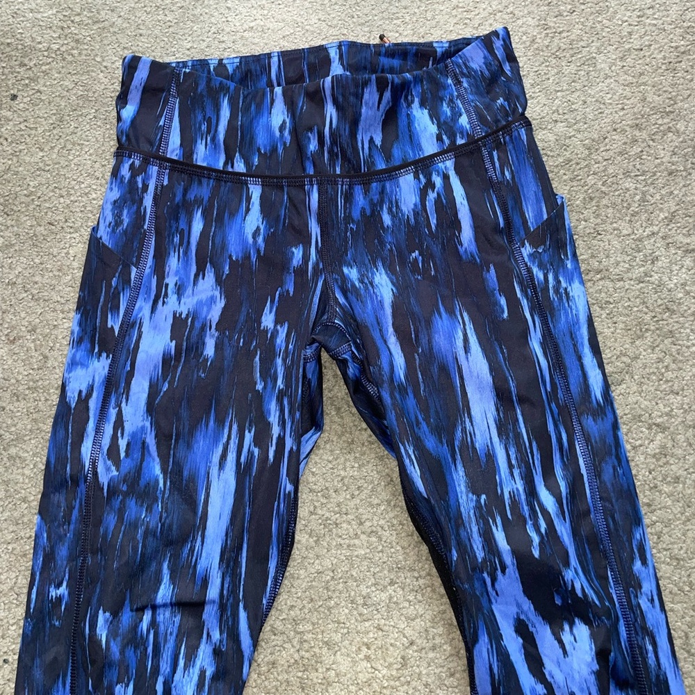 Lululemon crop leggings